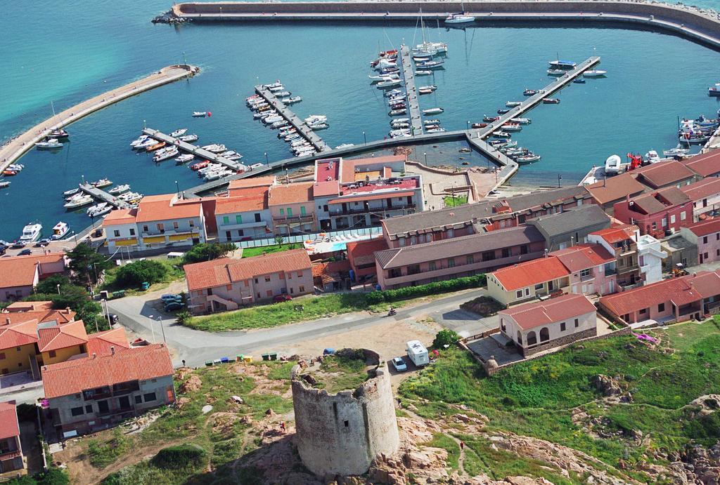 Isola Rossa Appartamenti Standard Kültér fotó